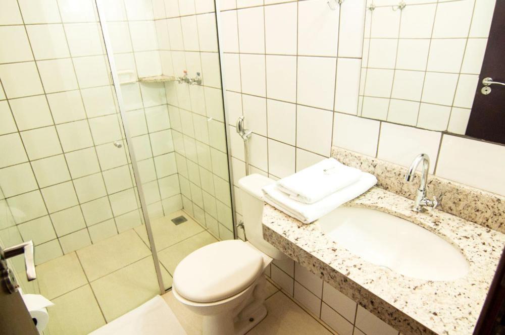 Mediterraneo Park Hotel Três Lagoas エクステリア 写真