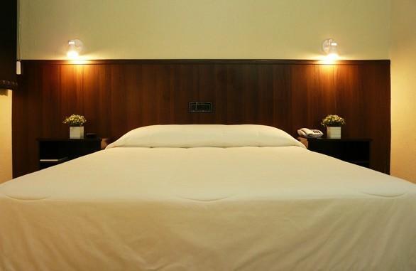 Mediterraneo Park Hotel Três Lagoas エクステリア 写真