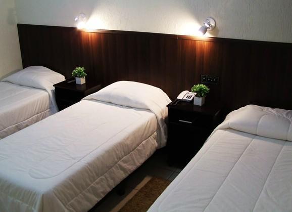 Mediterraneo Park Hotel Três Lagoas エクステリア 写真